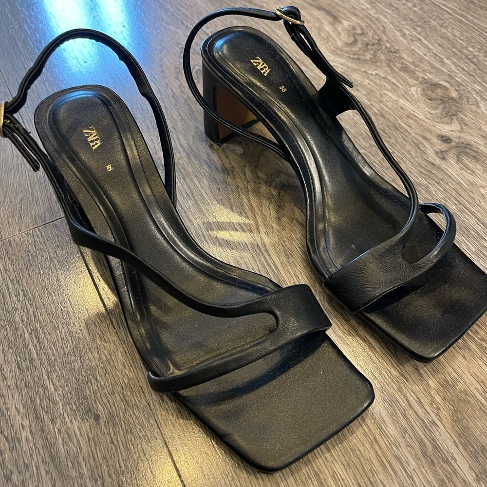 Zara Leather heels